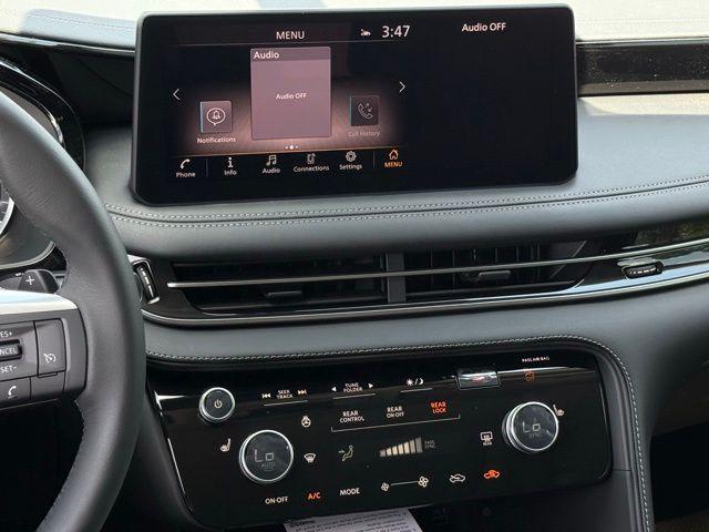 2025 INFINITI QX60 PURE
