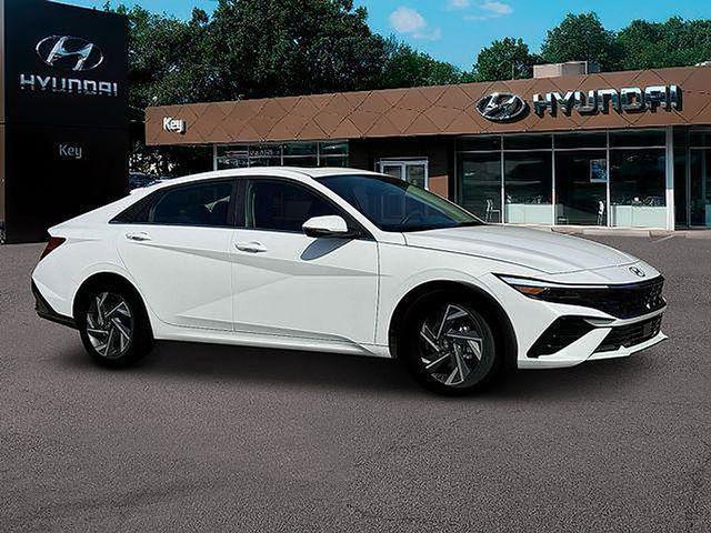 2025 Hyundai Elantra Hybrid Limited
