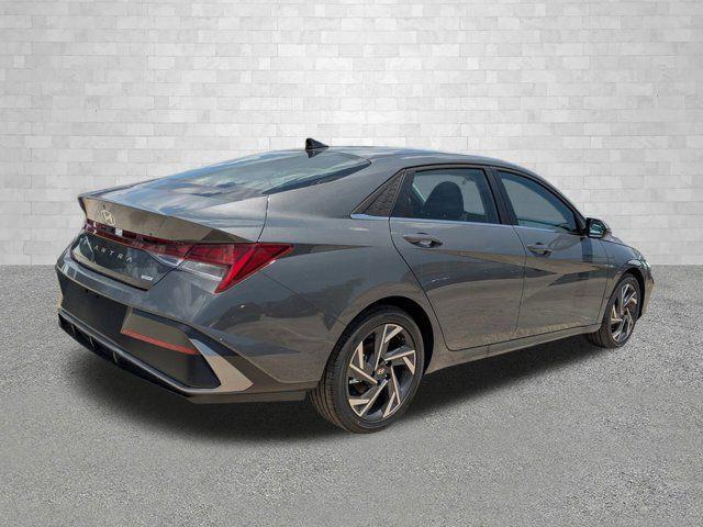 2025 Hyundai Elantra Hybrid Limited
