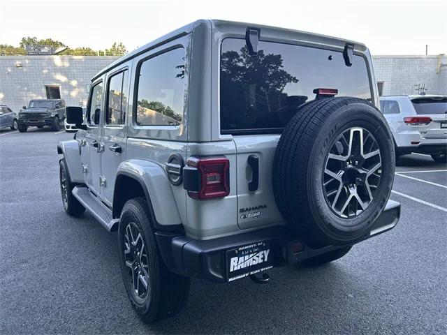 2025 Jeep Wrangler 4-Door Sahara 4x4