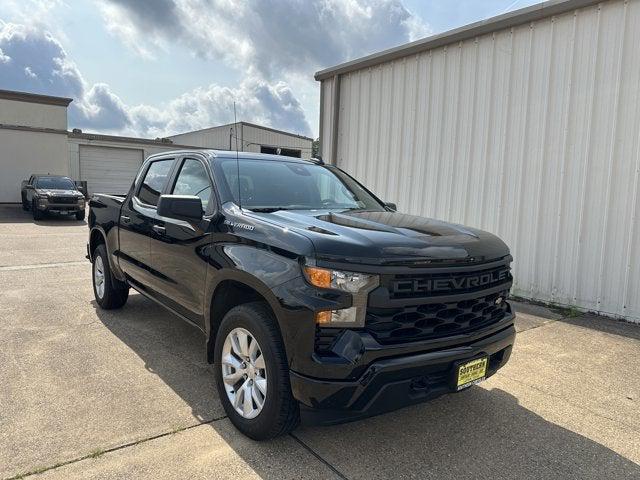 2024 Chevrolet Silverado 1500 4WD Crew Cab Short Bed Custom