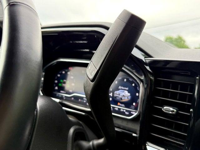 2024 Chevrolet Silverado 1500 2WD Crew Cab Standard Bed LT