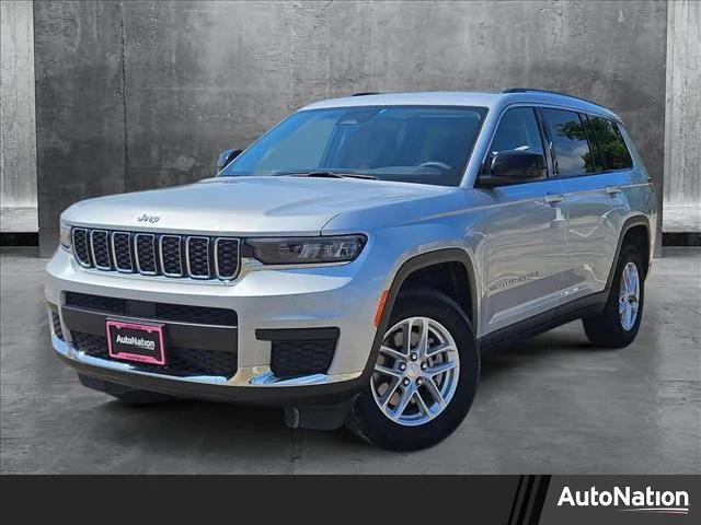 2023 Jeep Grand Cherokee L Laredo 4x4