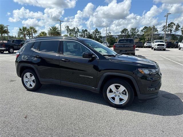 2022 Jeep Compass Latitude FWD