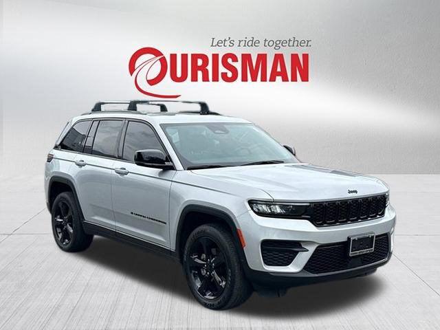 2023 Jeep Grand Cherokee Altitude 4x4