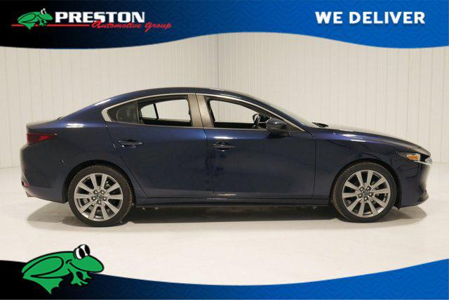 2022 Mazda Mazda3 Select