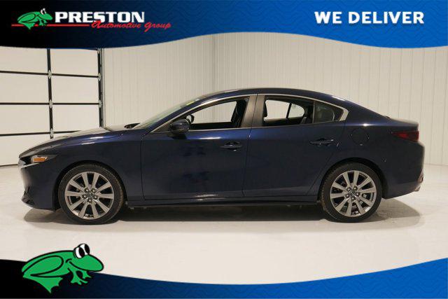 2022 Mazda Mazda3 Select