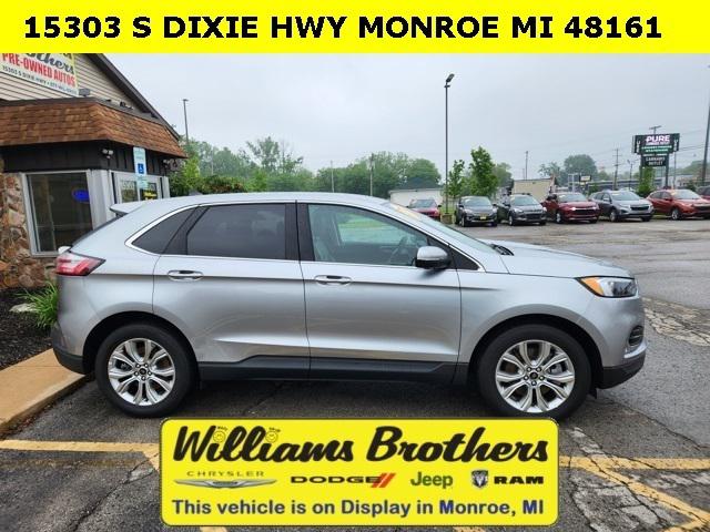 2024 Ford Edge Titanium