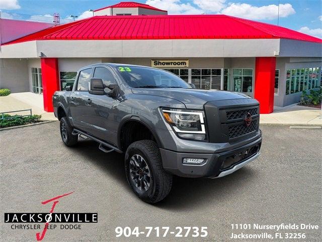 2023 Nissan TITAN Crew Cab PRO-4X 4x4