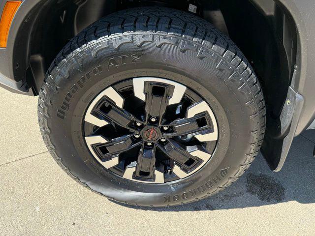 2024 Nissan Frontier Crew Cab PRO-4X 4x4