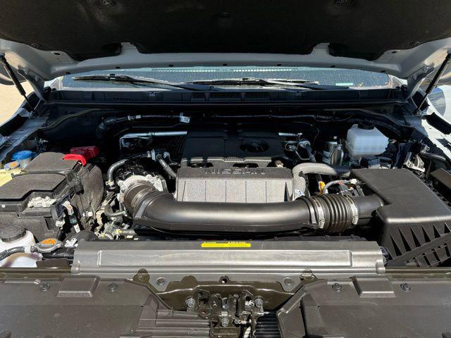 2024 Nissan Frontier Crew Cab PRO-4X 4x4