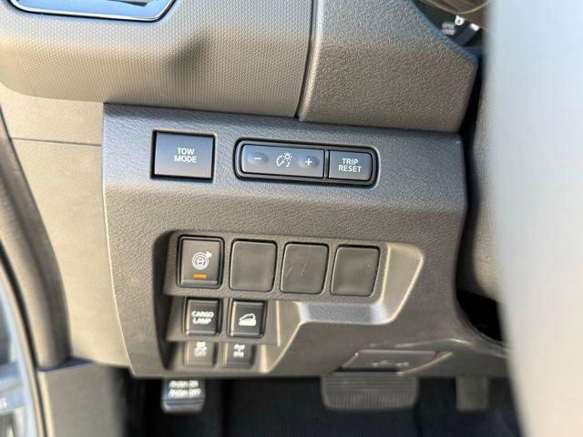 2024 Nissan Frontier Crew Cab PRO-4X 4x4
