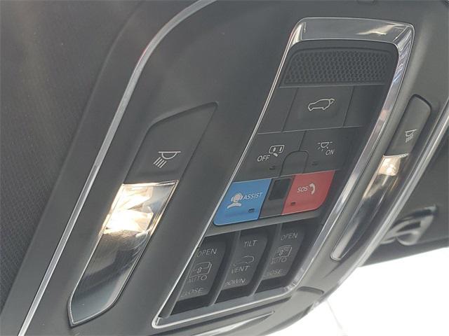2024 Jeep Wagoneer Series II Carbide