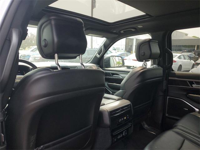 2024 Jeep Wagoneer Series II Carbide