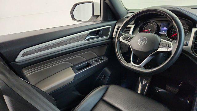 2021 Volkswagen Atlas Cross Sport 2.0T SE w/Technology