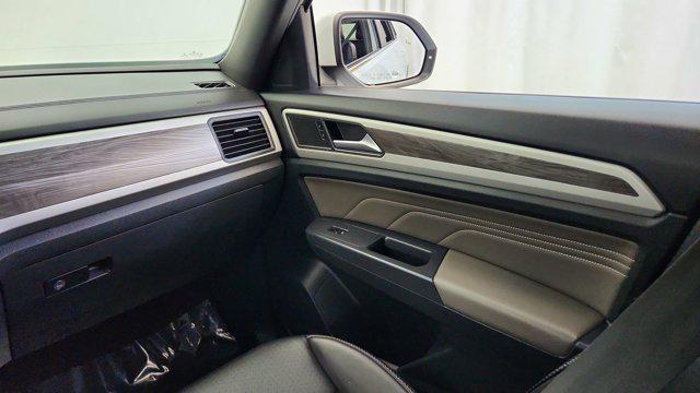 2021 Volkswagen Atlas Cross Sport 2.0T SE w/Technology
