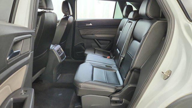 2021 Volkswagen Atlas Cross Sport 2.0T SE w/Technology