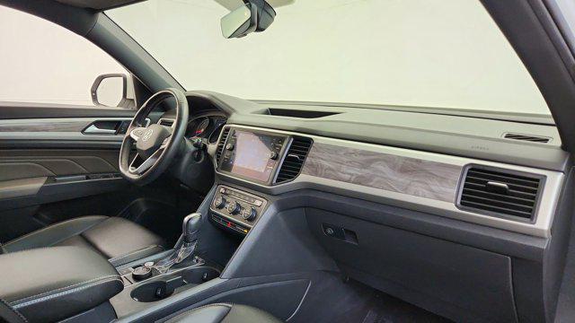 2021 Volkswagen Atlas Cross Sport 2.0T SE w/Technology