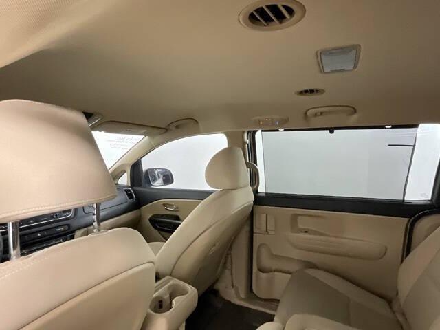 2016 Kia Sedona LX
