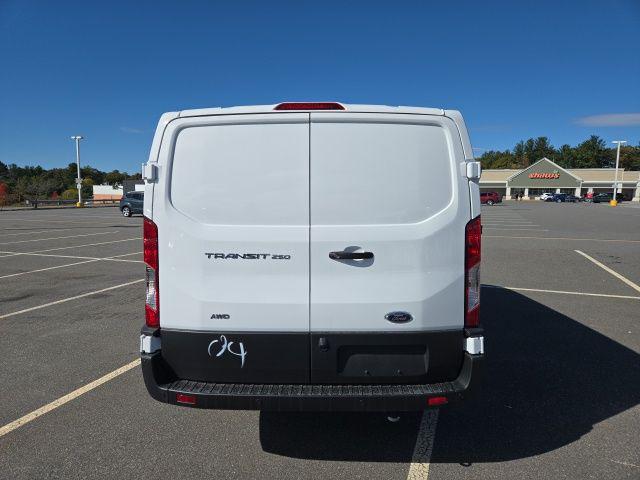 2025 Ford Transit Cargo Van Low Roof 130" Wheelbase
