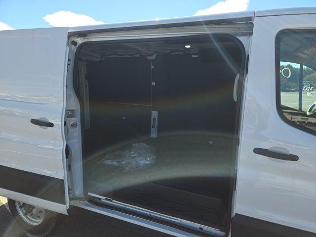 2025 Ford Transit Cargo Van Low Roof 130" Wheelbase