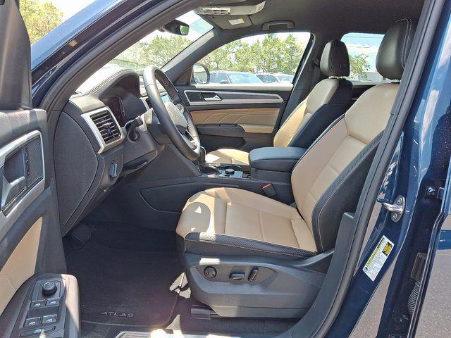 2023 Volkswagen Atlas Cross Sport 3.6L V6 SE w/Technology
