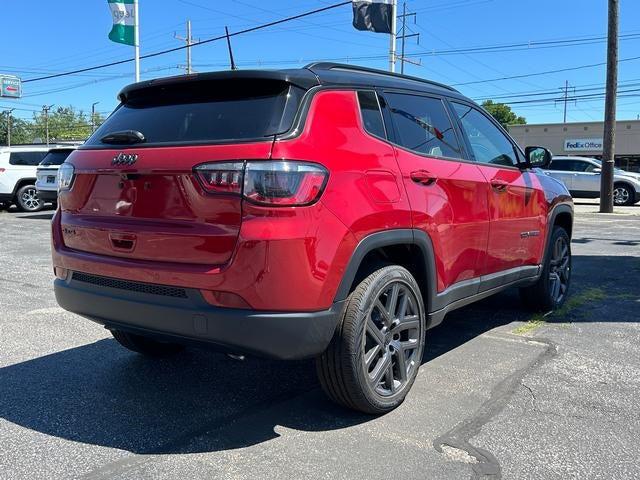 2025 Jeep Compass COMPASS LIMITED 4X4