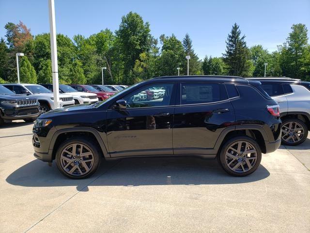 2025 Jeep Compass COMPASS LIMITED 4X4