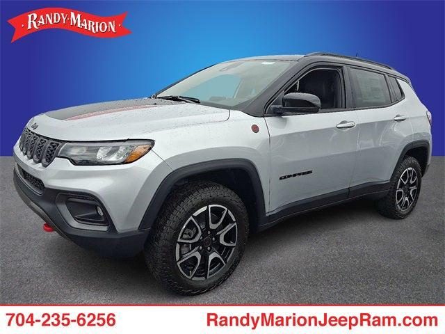 2025 Jeep Compass COMPASS TRAILHAWK 4X4