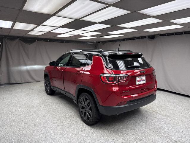 2025 Jeep Compass COMPASS LIMITED 4X4