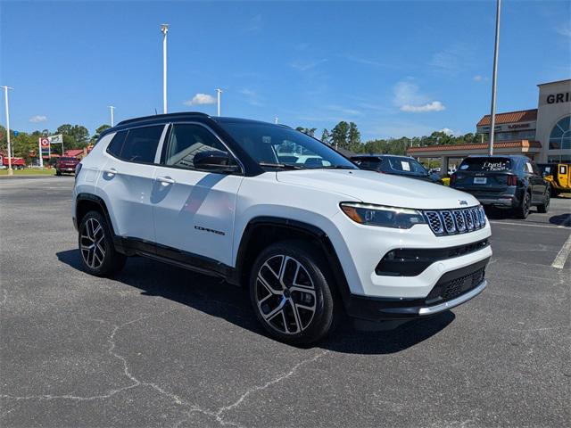 2025 Jeep Compass COMPASS LIMITED 4X4