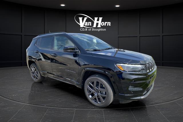 2025 Jeep Compass COMPASS LIMITED 4X4