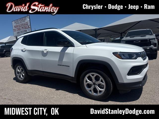 2025 Jeep Compass COMPASS LATITUDE 4X4