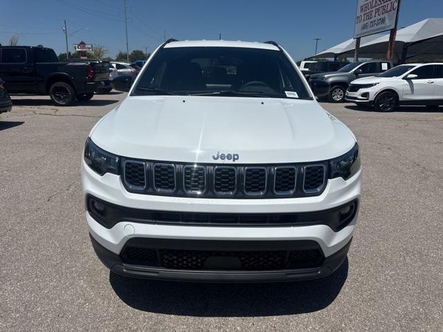 2025 Jeep Compass COMPASS LATITUDE 4X4
