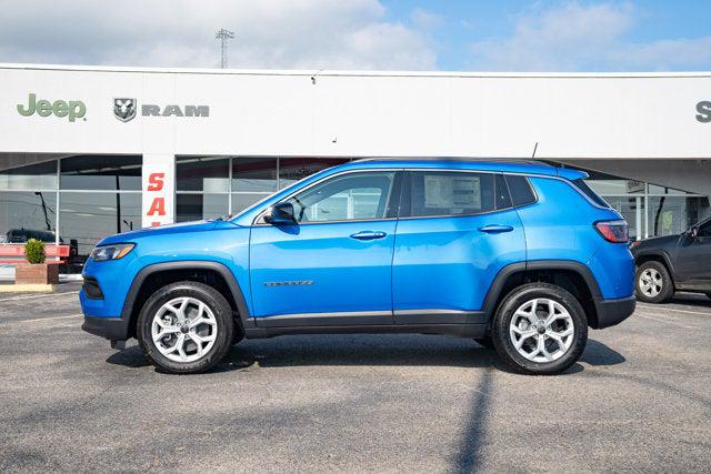 2025 Jeep Compass COMPASS LATITUDE 4X4 2025 Jeep Compass COMPASS LATITUDE 4X4