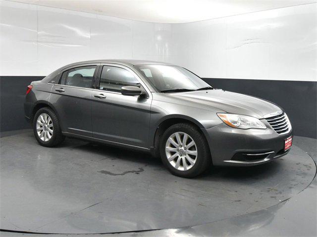 2013 Chrysler 200 Touring