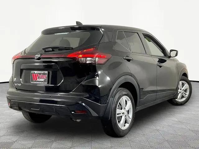 2024 Nissan Kicks S Xtronic CVT