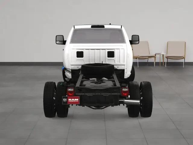 2023 Ram 4500 Chassis Tradesman/SLT