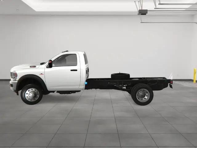 2023 Ram 4500 Chassis Tradesman/SLT