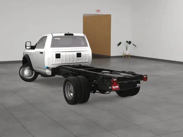 2023 Ram 4500 Chassis Tradesman/SLT