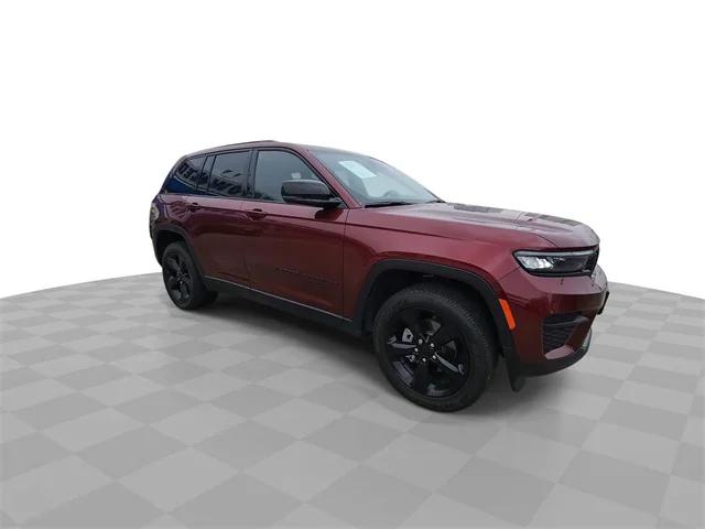 2023 Jeep Grand Cherokee Altitude 4x2