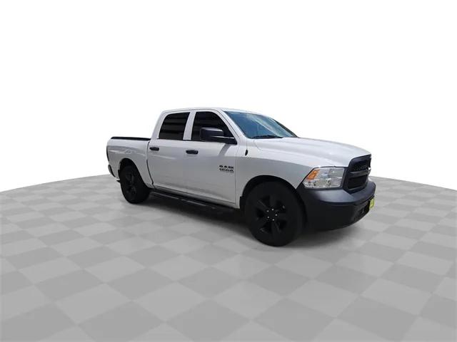 2018 RAM 1500 Tradesman Crew Cab 4x2 57 Box