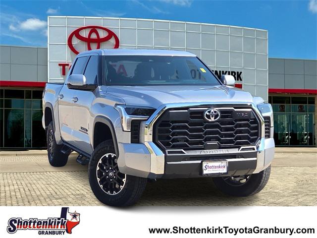 2025 Toyota Tundra SR5 4WD