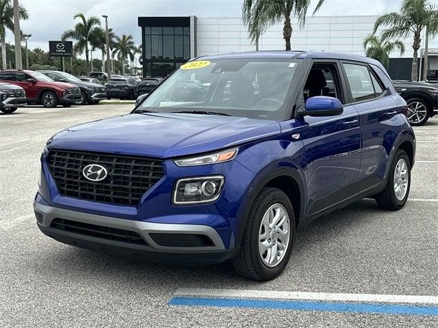2022 Hyundai Venue SE