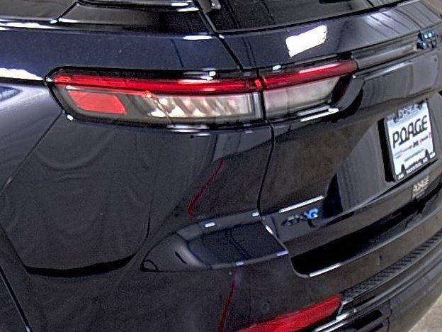 2024 Jeep Grand Cherokee Anniversary Edition