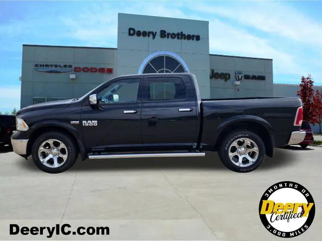 2017 RAM 1500 Laramie Crew Cab 4x4 57 Box