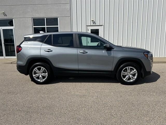 2024 GMC Terrain AWD SLE