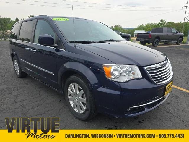 2016 Chrysler Town and Country Touring