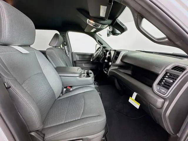 2025 Ram 2500 Tradesman Crew Cab 4x4 6'4" Box