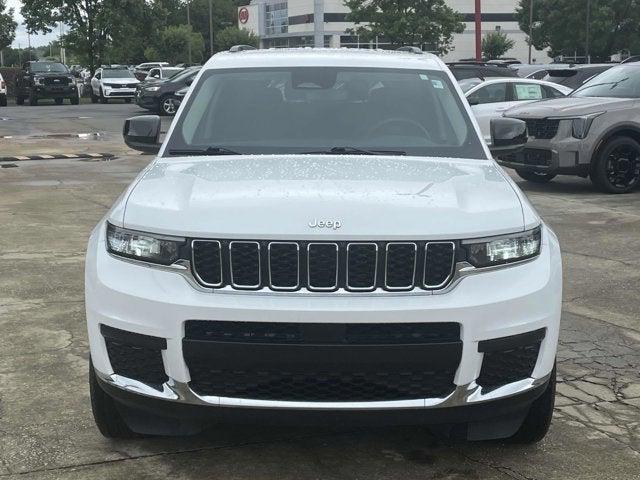 2023 Jeep Grand Cherokee L Laredo 4x2